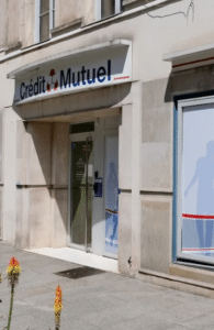devanture crédit mutuel