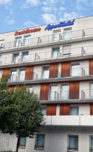 devanture hôtel résidhome