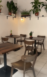 intérieur plantis café
